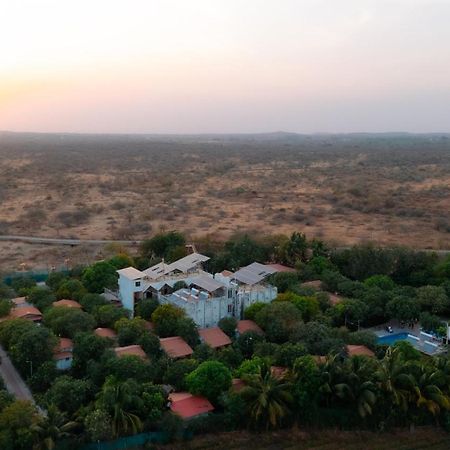 Daksh Resort And Amusement Park Sasan Gir Exterior foto